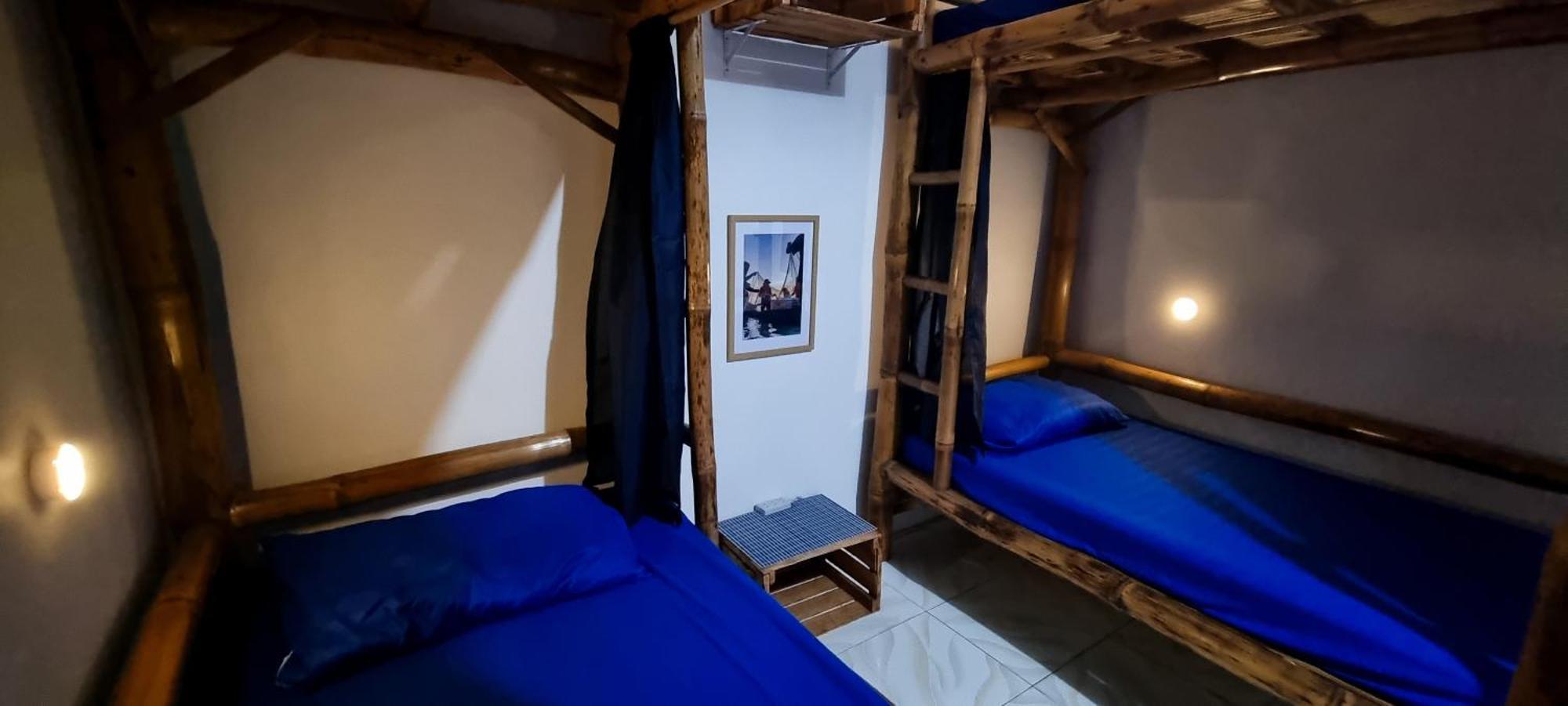 サンフアン Blue House Backpackers Siquijorホステル エクステリア 写真